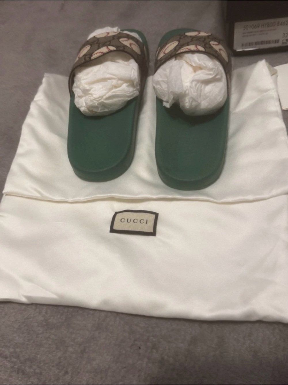 Gucci Toddlers' GG Supreme Baseball Slides Size 1 Kids Sandals - Picture 2 of 6